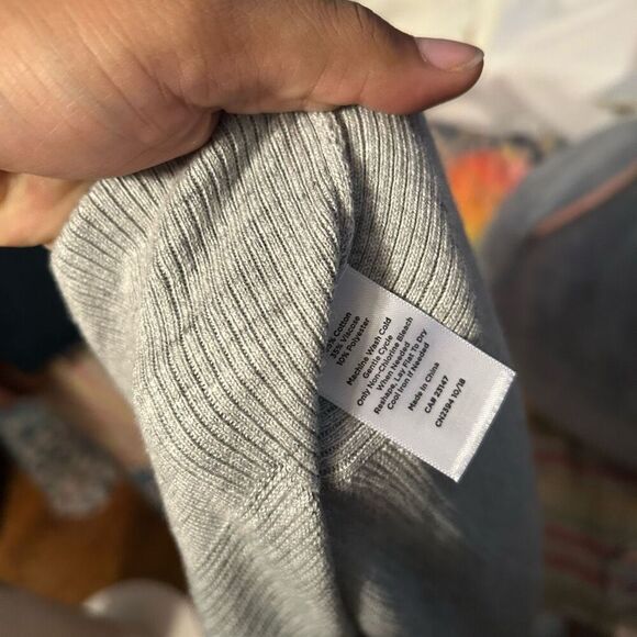 New T by Talbots Sweater - Picture 4 of 4